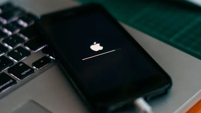 ios-176-release-date-apple-set-to-roll-out-bug-fixes-and-improvements-ahead-of-ios-18-release-date-in-india-ai-features-apple-intelligence